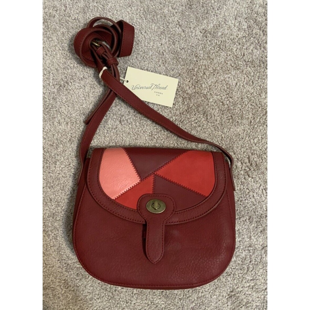 Universal Thread‎ Burgundy Multicolor Crossbody Leather Snap Closure Purse